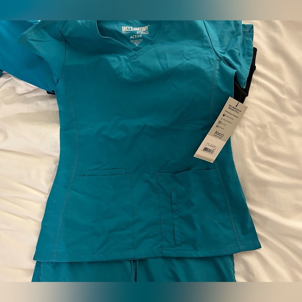 Greys anatomy barco scrub set